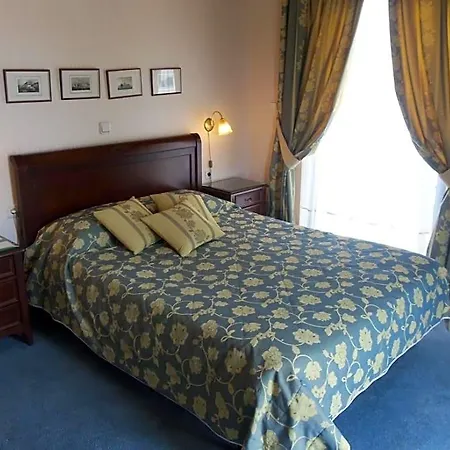 Rex Hotel 3*